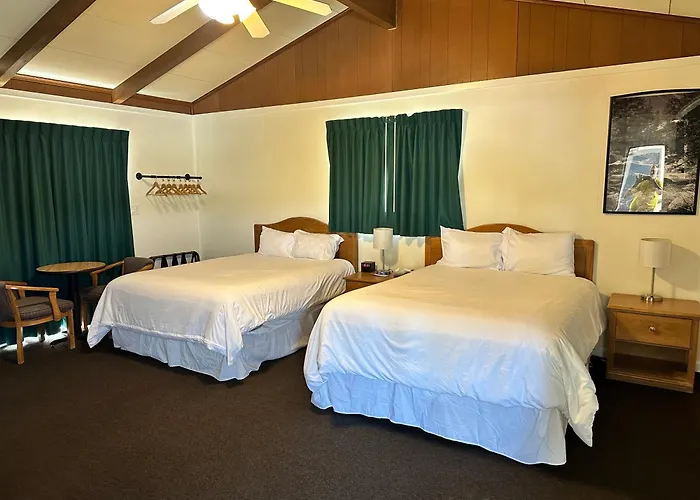 Meadowcliff Lodge Coleville