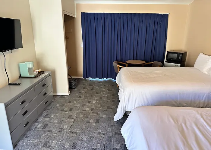 Meadowcliff Lodge Coleville
