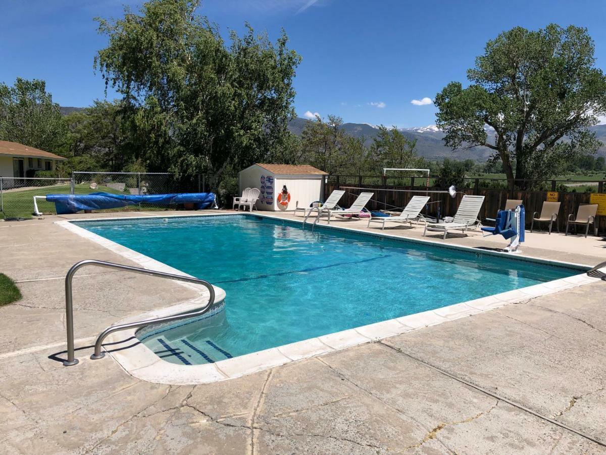 Meadowcliff Motel Coleville